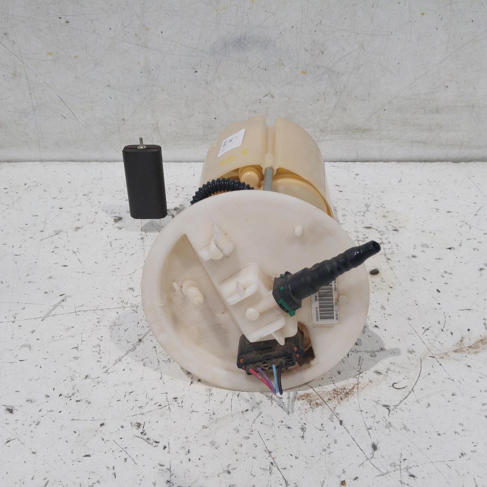 View Auto part Fuel Pump Mazda 3 2012