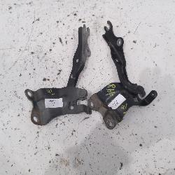View Auto part Bonnet Hinge/Strut Mazda 3 2012