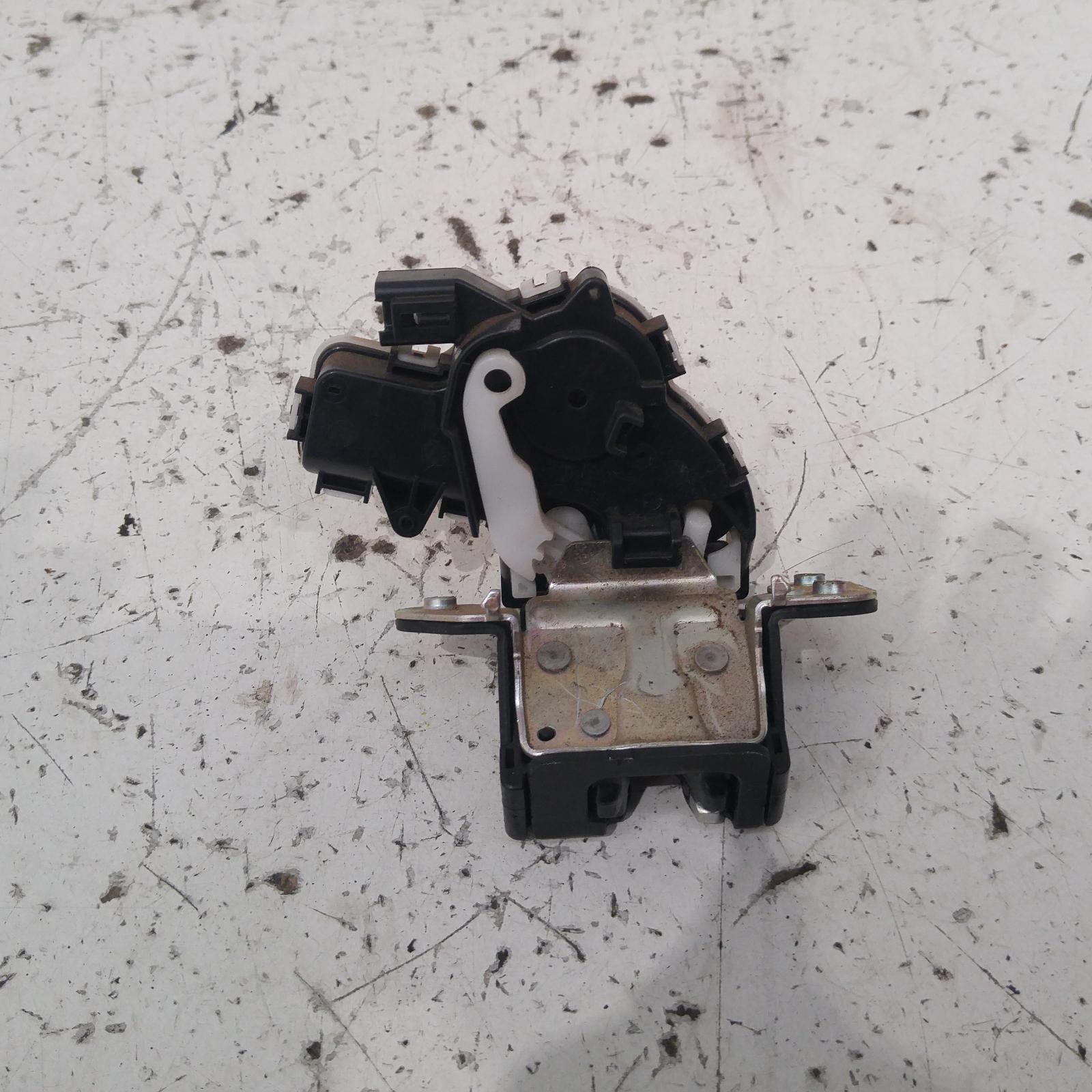 2012 Mazda 3 Door/Boot/Gate Lock View Auto part Door/Boot/Gate Lock Mazda 3 2012