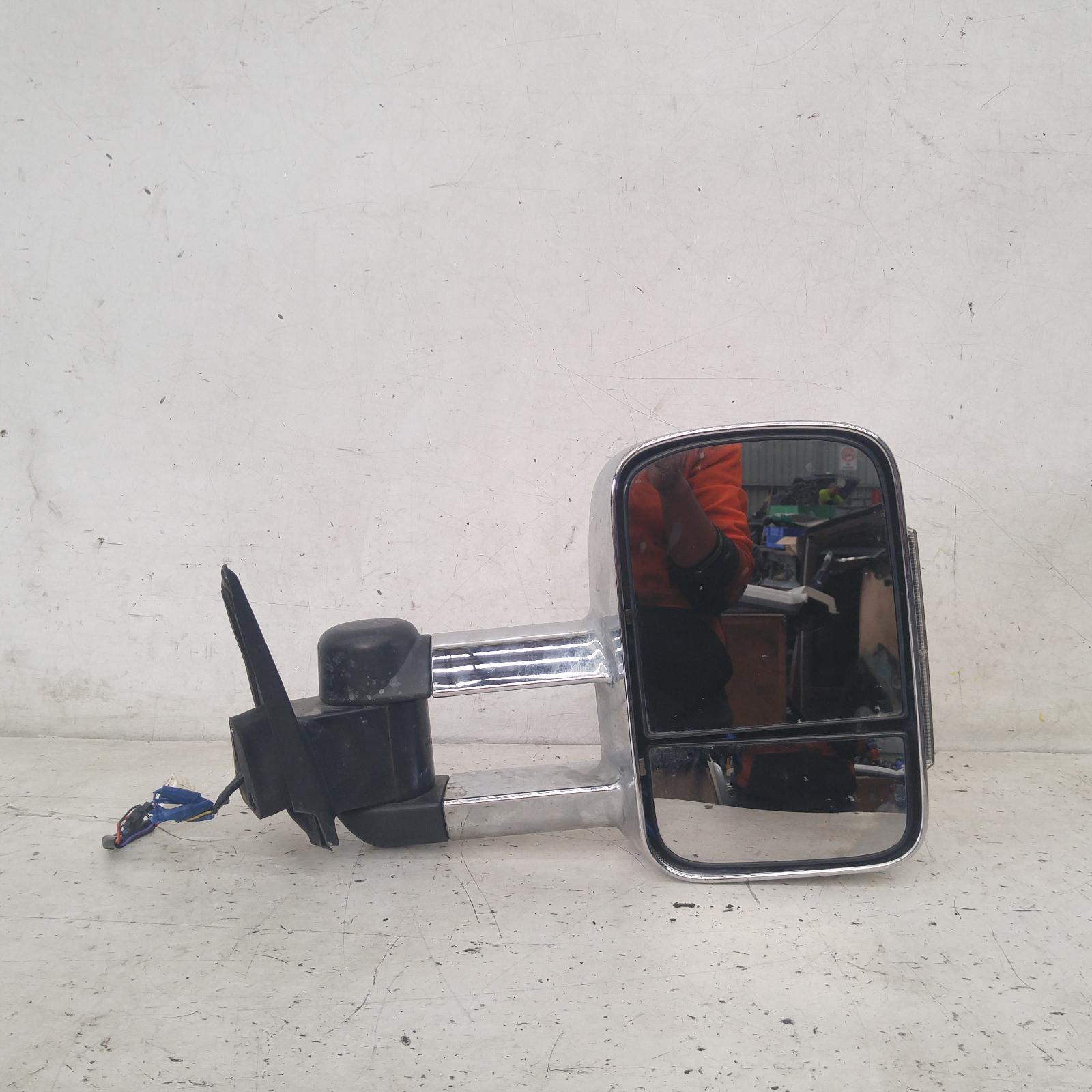 View Auto part Right Door Mirror Isuzu Dmax 2010