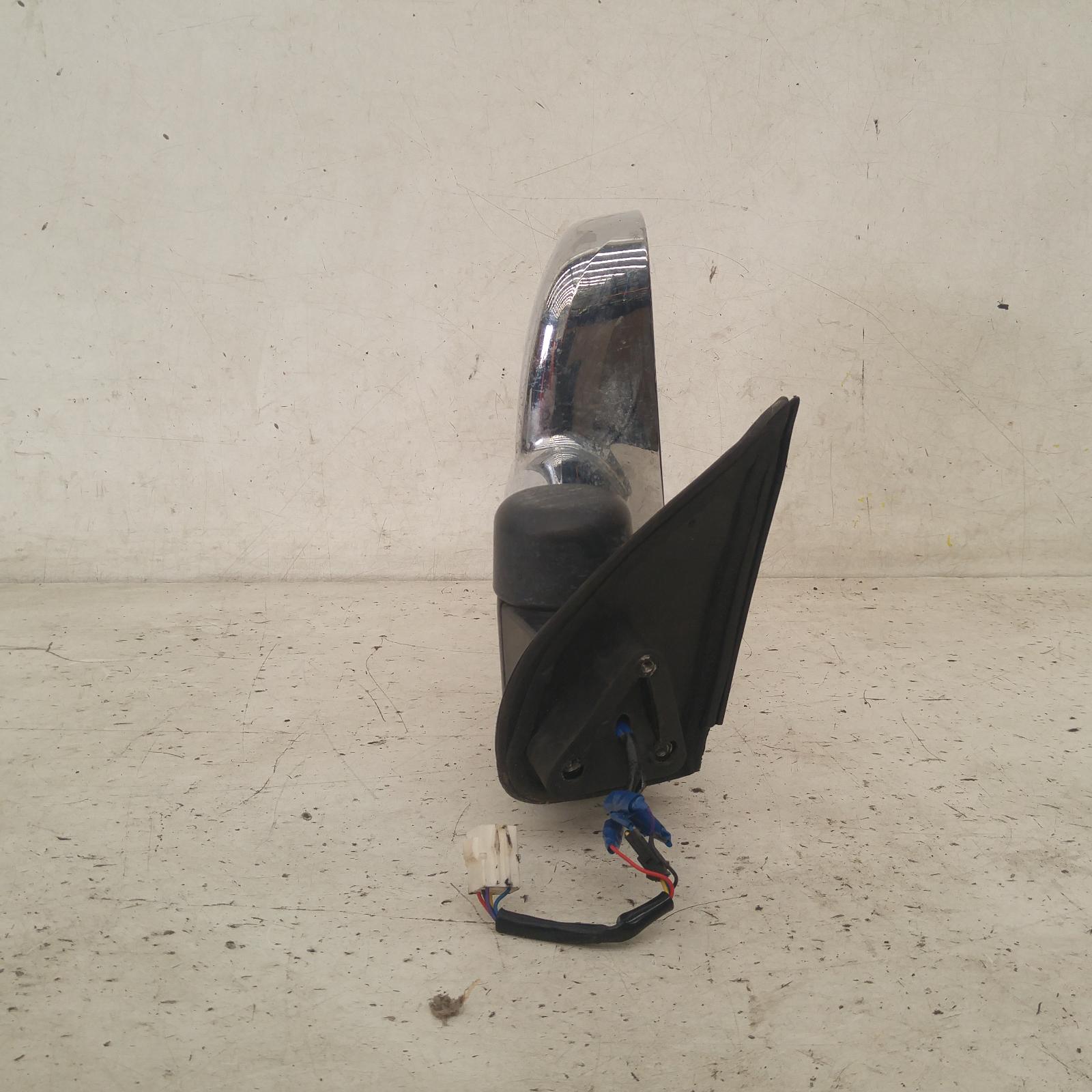 View Auto part Right Door Mirror Isuzu Dmax 2010