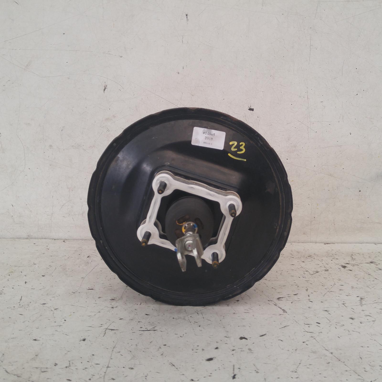 View Auto part Brake Booster Isuzu Dmax 2010