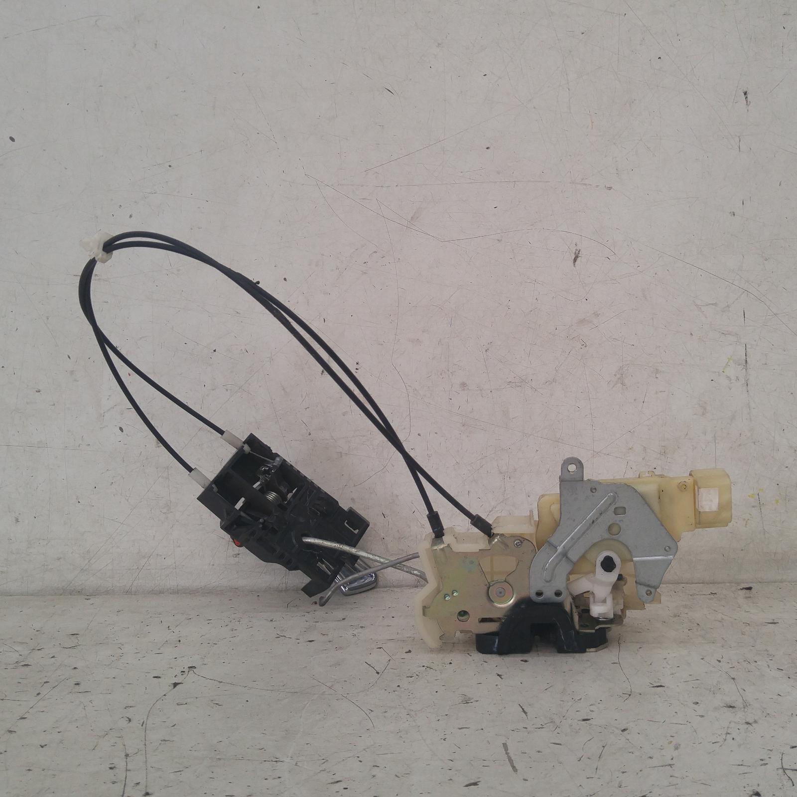 View Auto part Door/Boot/Gate Lock Isuzu Dmax 2010