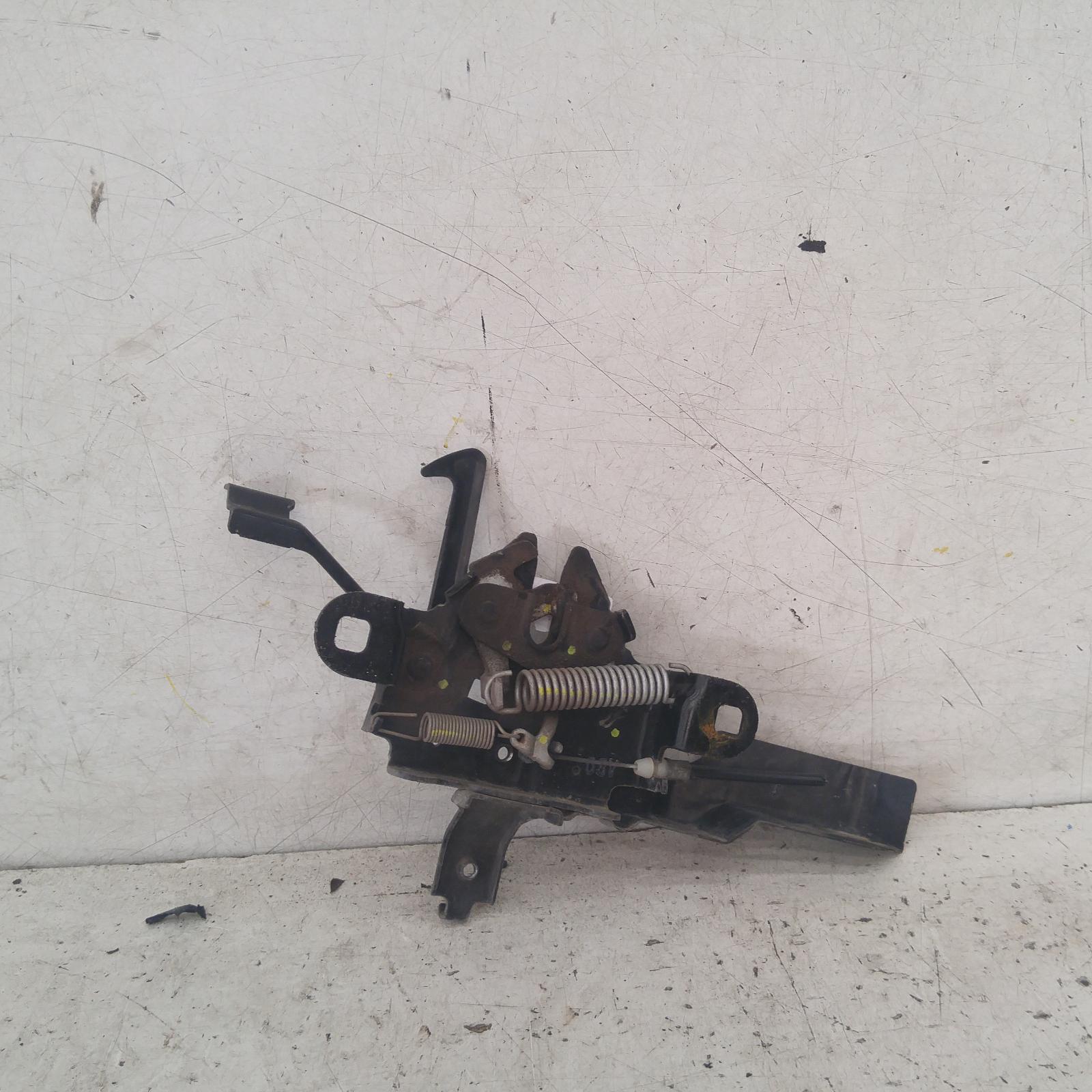 View Auto part Bonnet Lock/Support Isuzu Dmax 2010