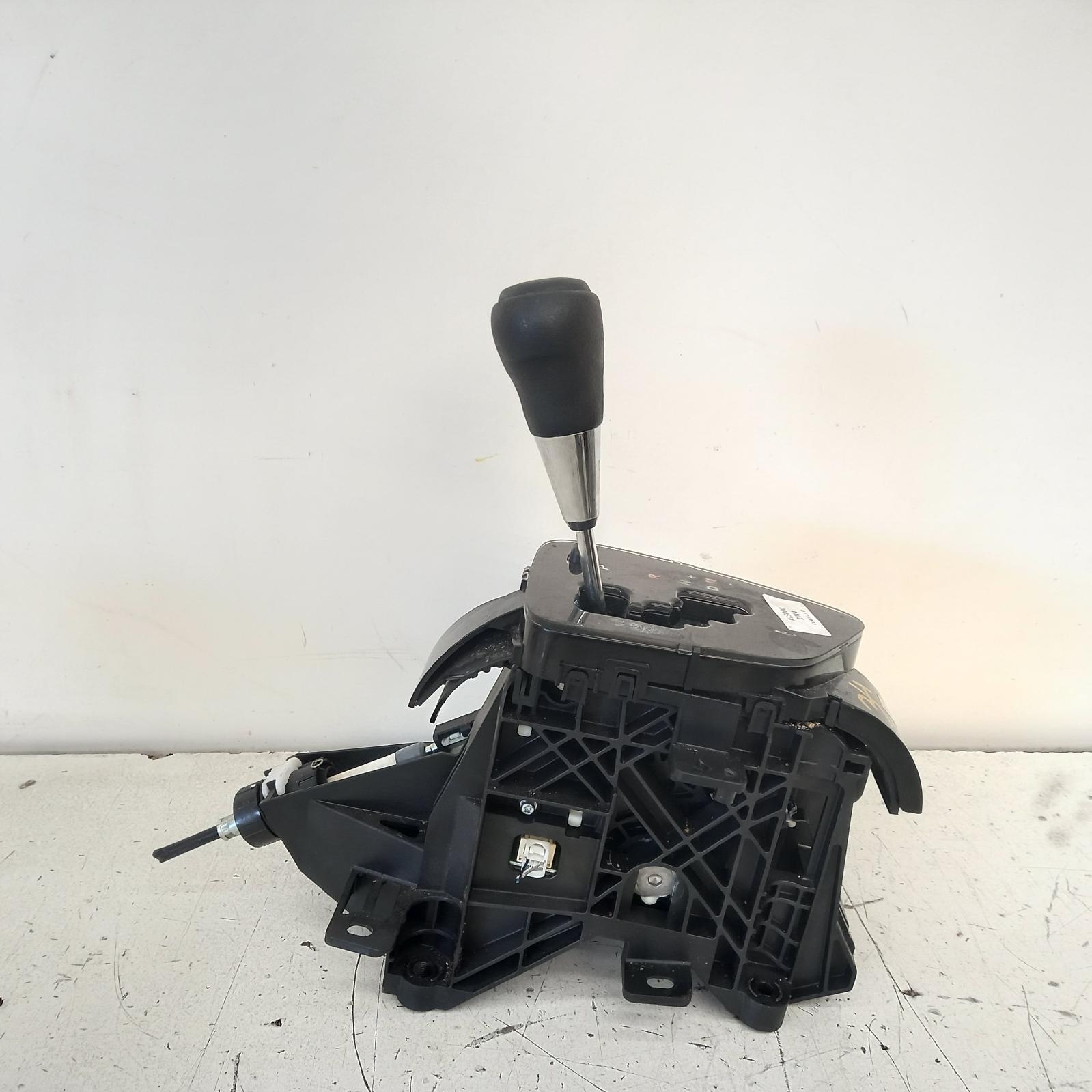View Auto part Gear Stick/Shifter Toyota Corolla 2014