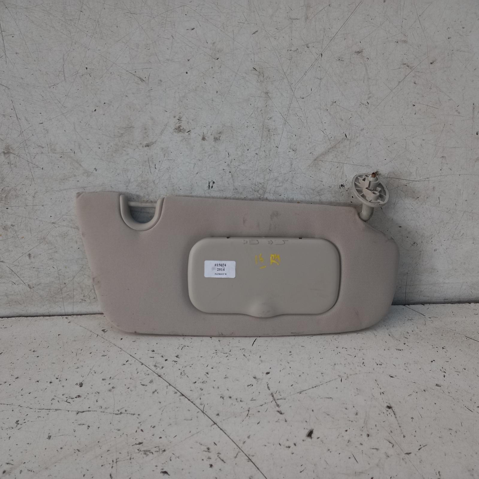 2014 Jeep Patriot Sunvisor View Auto part Sunvisor Jeep Patriot 2014