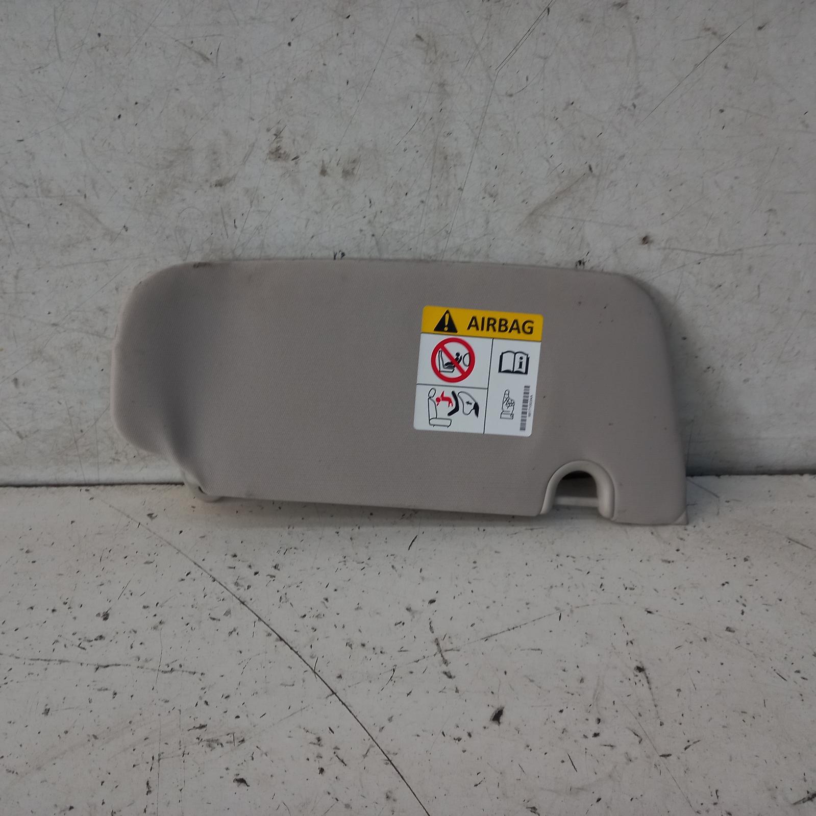 View Auto part Sunvisor Jeep Patriot 2014