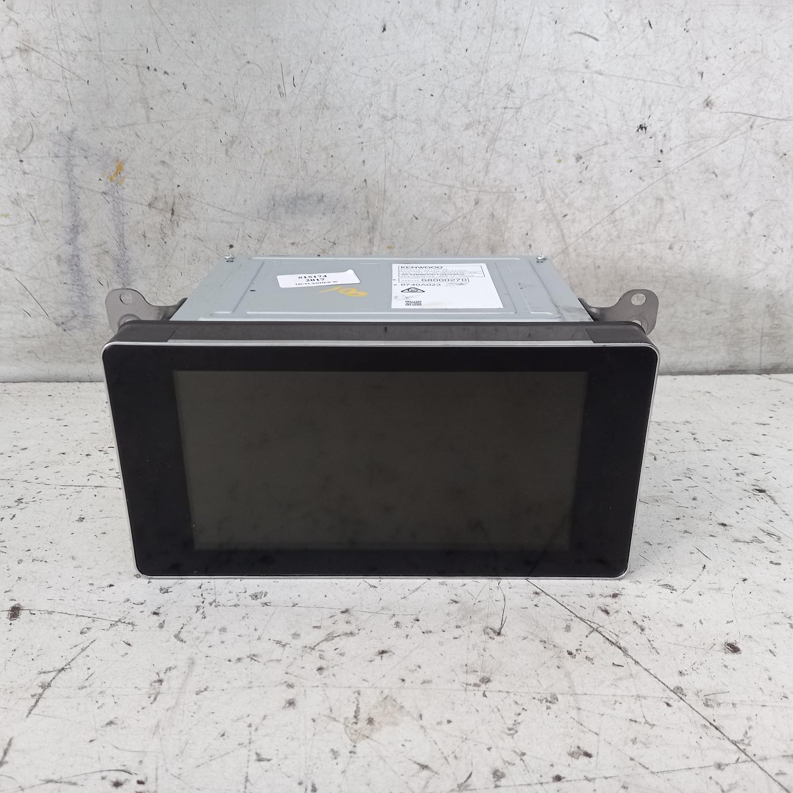View Auto part Radio/Cd/Dvd/Sat/Tv Mitsubishi Outlander 2017