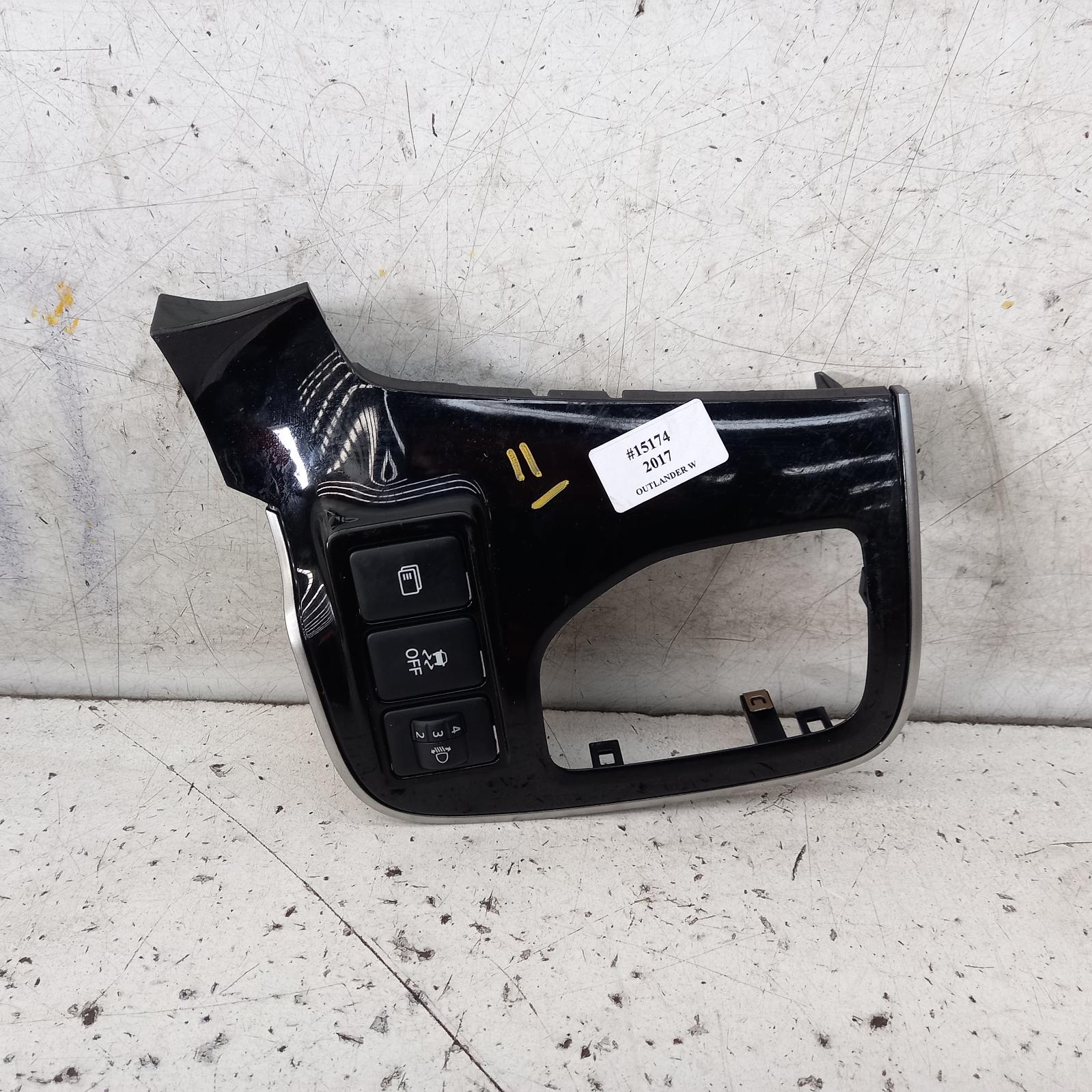 2017 Mitsubishi Outlander Misc Switch/Relay View Auto part Misc Switch/Relay Mitsubishi Outlander 2017