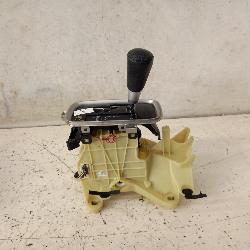 View Auto part Gear Stick/Shifter Mitsubishi Outlander 2017
