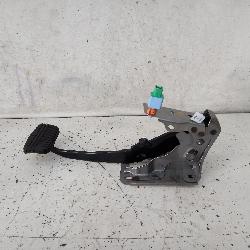 View Auto part Pedal Assembly Mitsubishi Outlander 2017