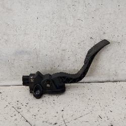 View Auto part Pedal Assembly Mitsubishi Outlander 2017