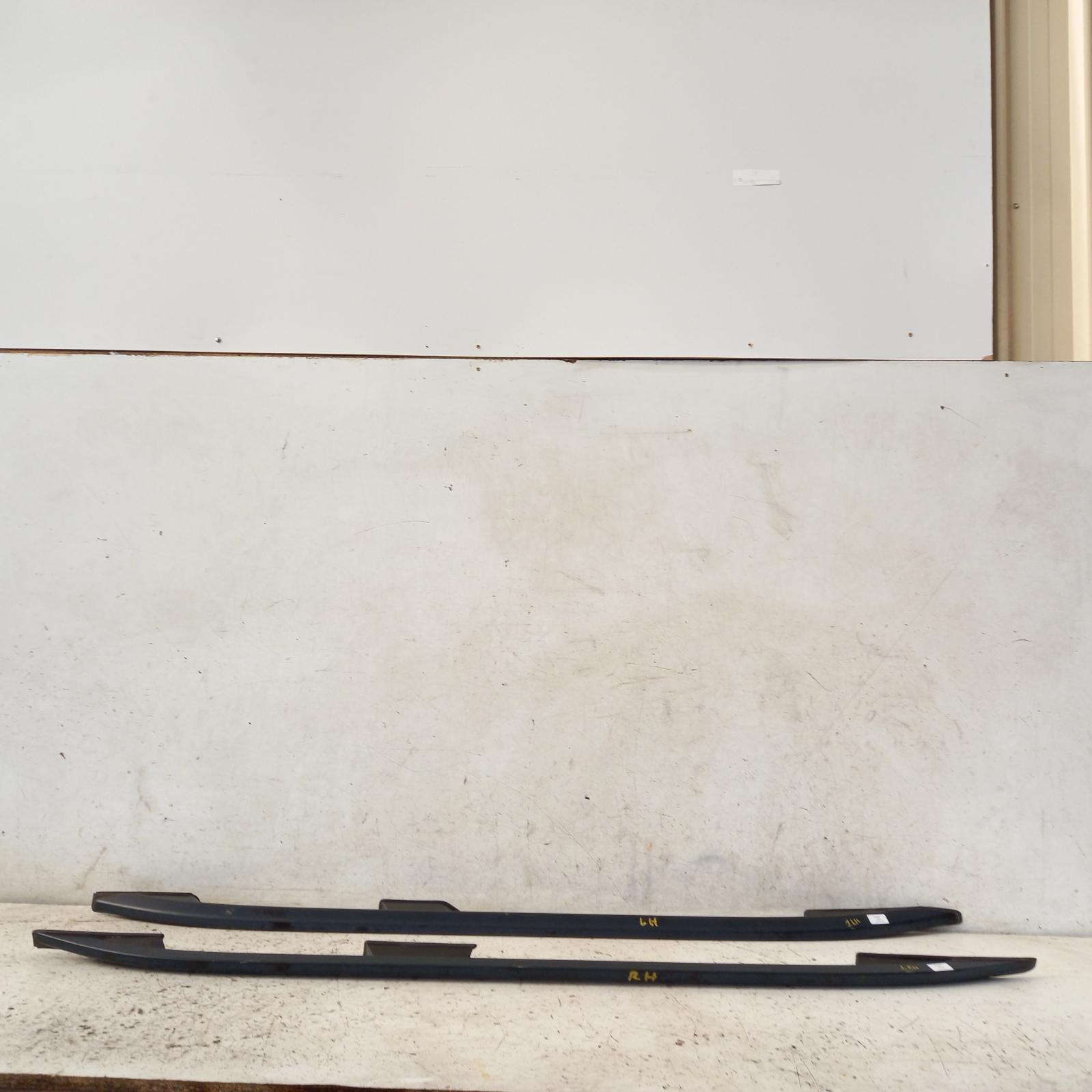View Auto part Roof Rack/Bars Subaru Forester 2016