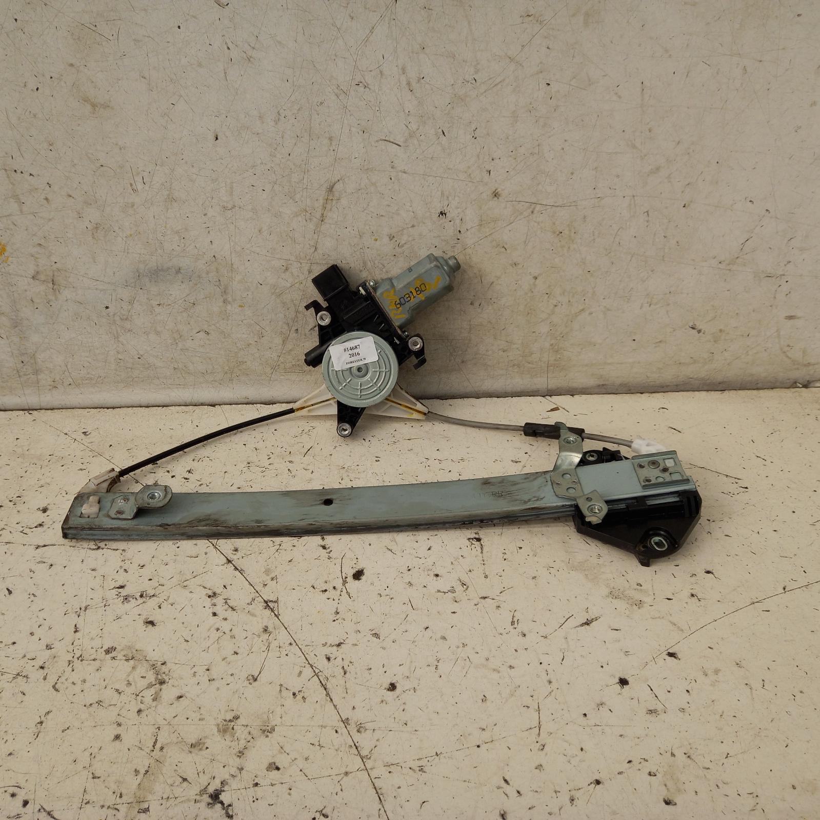View Auto part Right Rear Wnd Reg/Motor Subaru Forester 2016