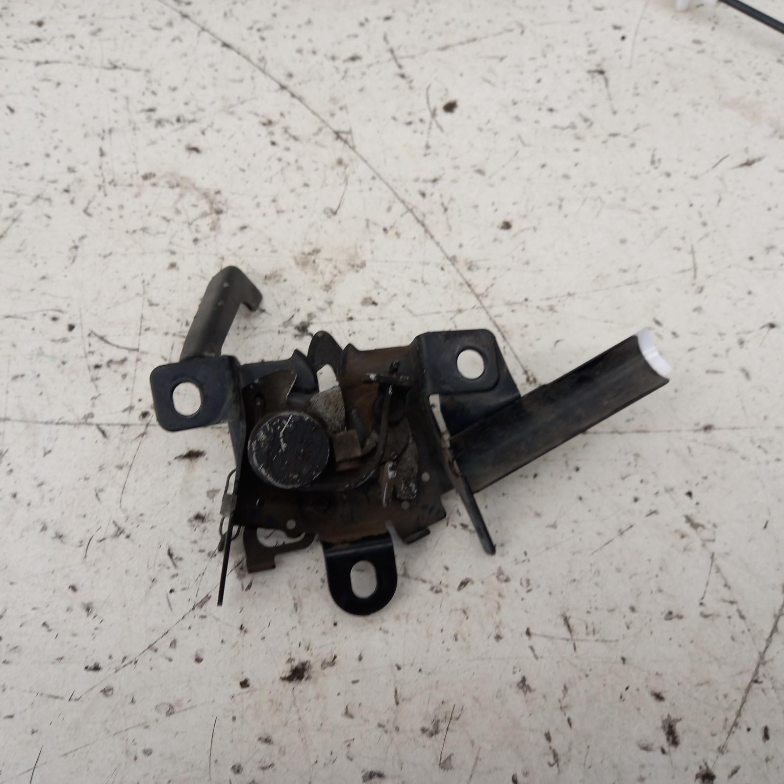 View Auto part Bonnet Lock/Support Subaru Forester 2016