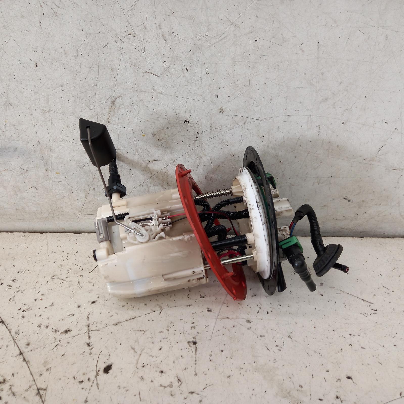 View Auto part Fuel Pump Subaru Forester 2016
