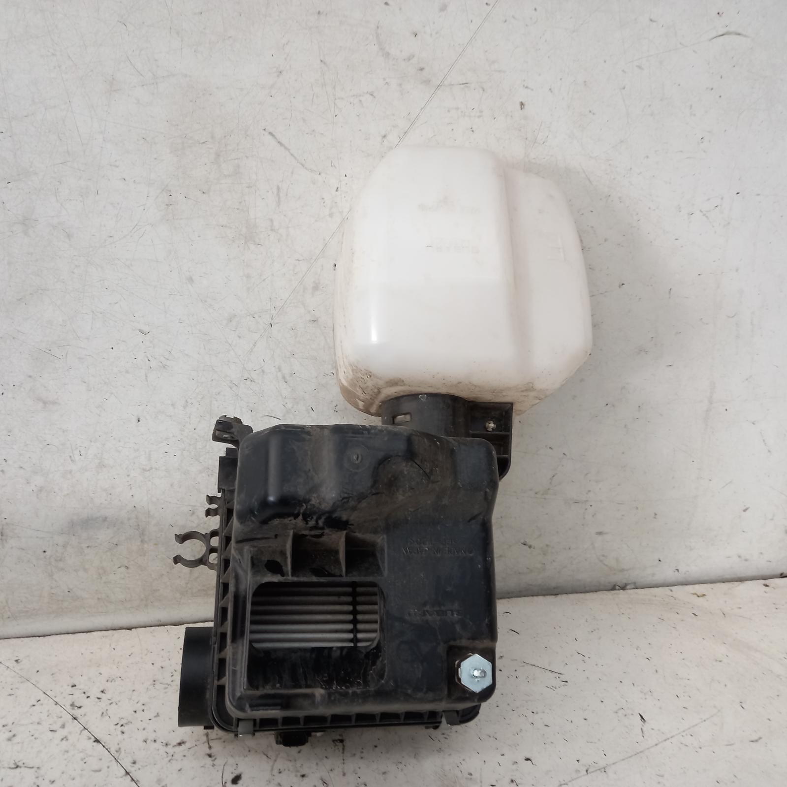 View Auto part Air Cleaner/Box Subaru Forester 2016