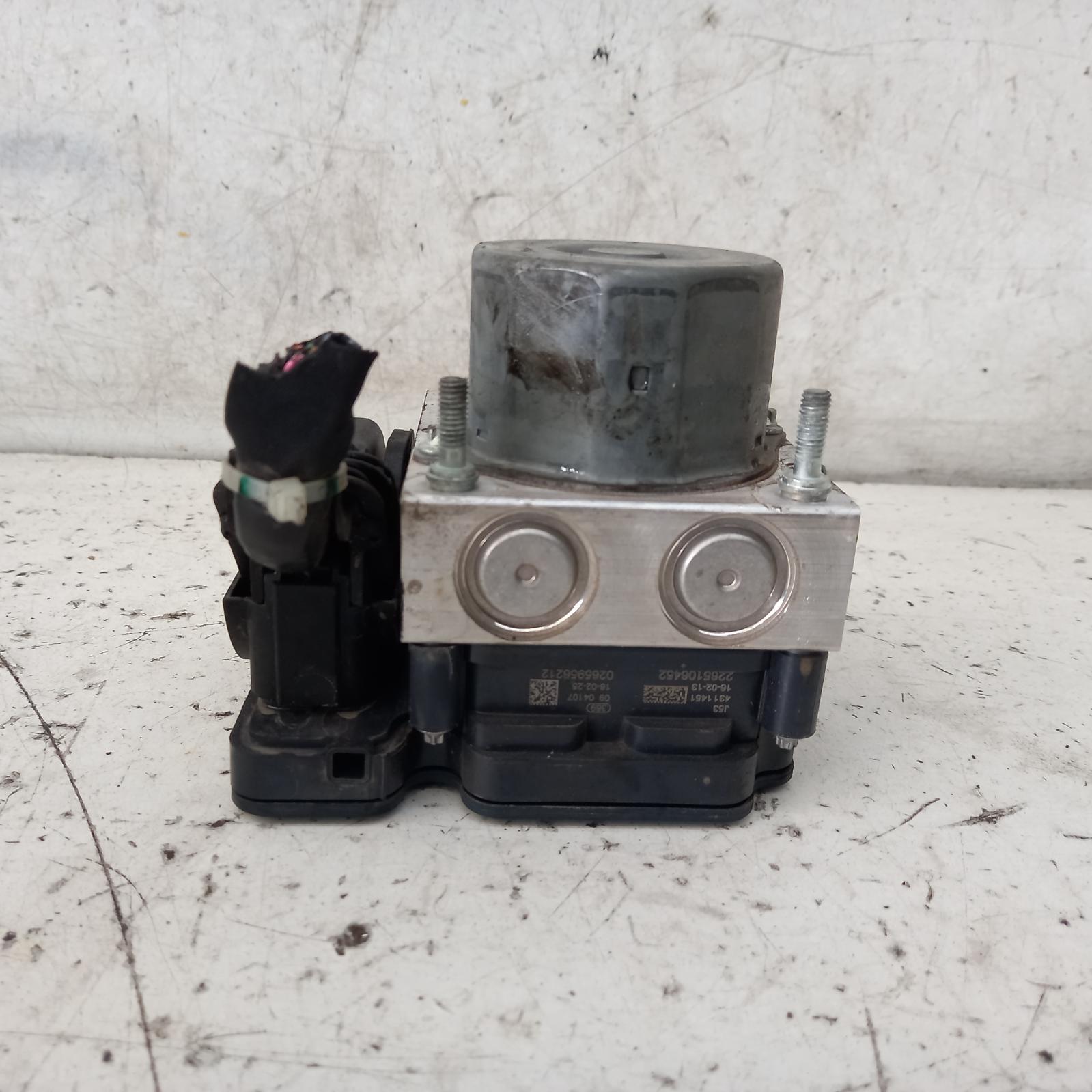 View Auto part Abs Pump/Modulator Subaru Forester 2016