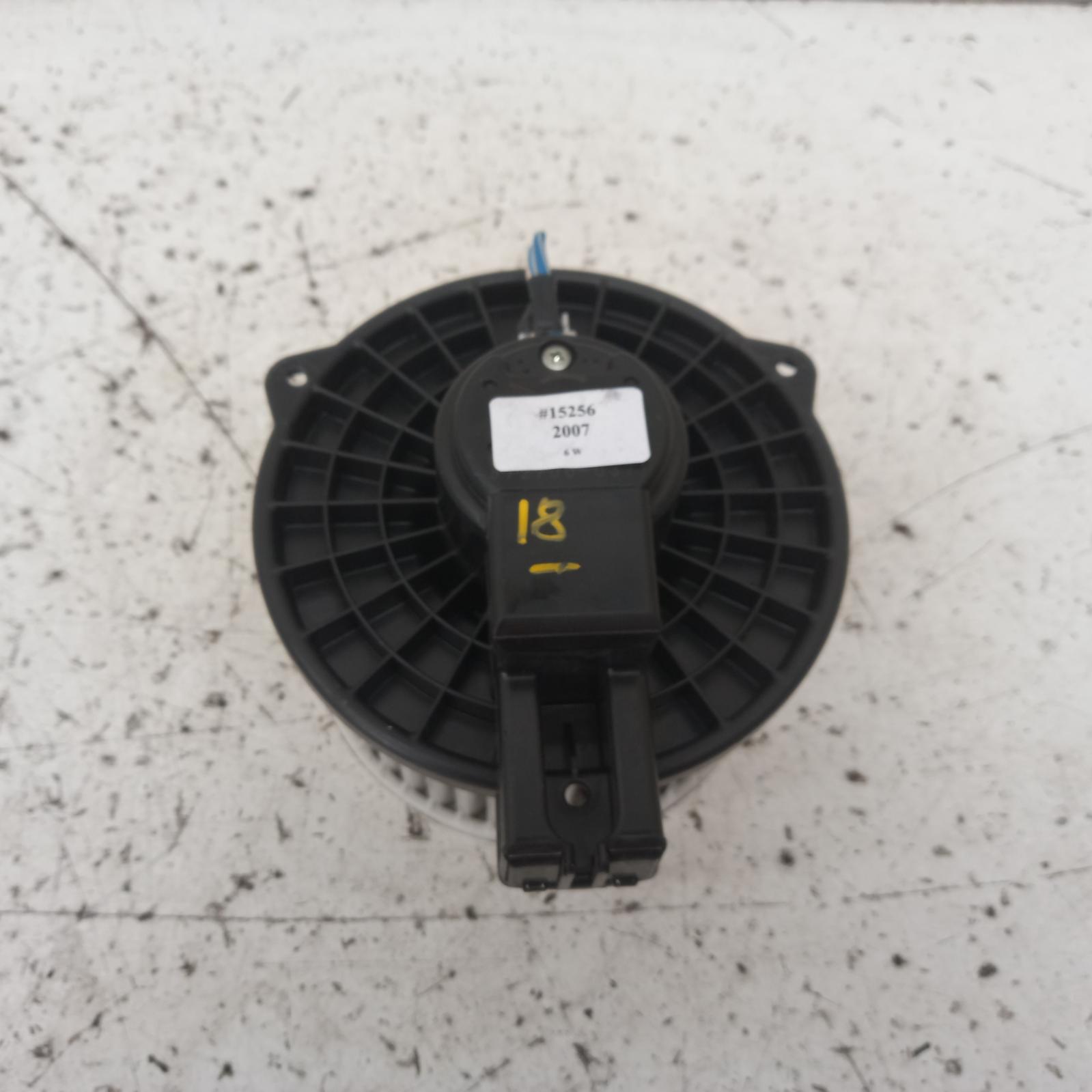 View Auto part Heater Fan Motor Mazda 6 2007