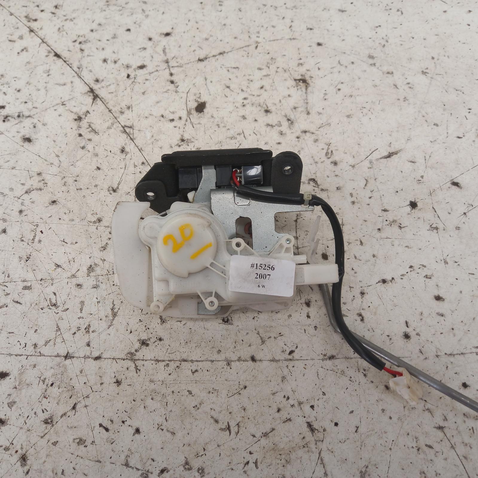 View Auto part Door/Boot/Gate Lock Mazda 6 2007