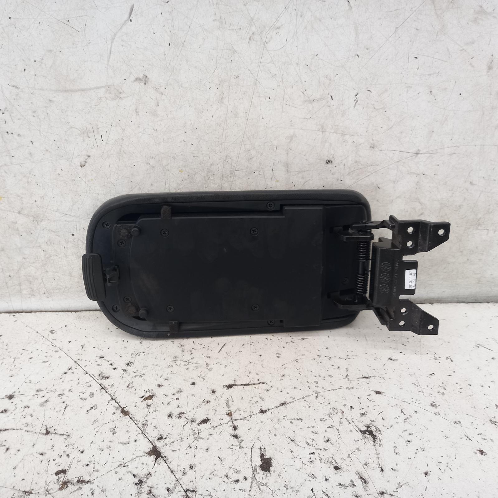 View Auto part Console Kia Cerato 2013