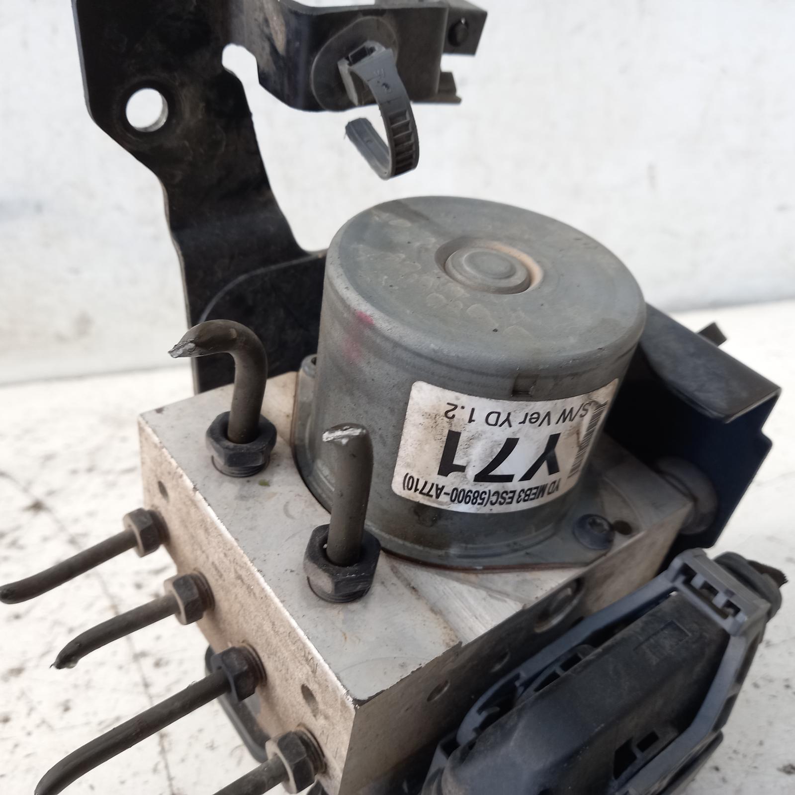 View Auto part Abs Pump/Modulator Kia Cerato 2013
