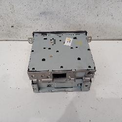 View Auto part Radio/Cd/Dvd/Sat/Tv Honda Crv 2006