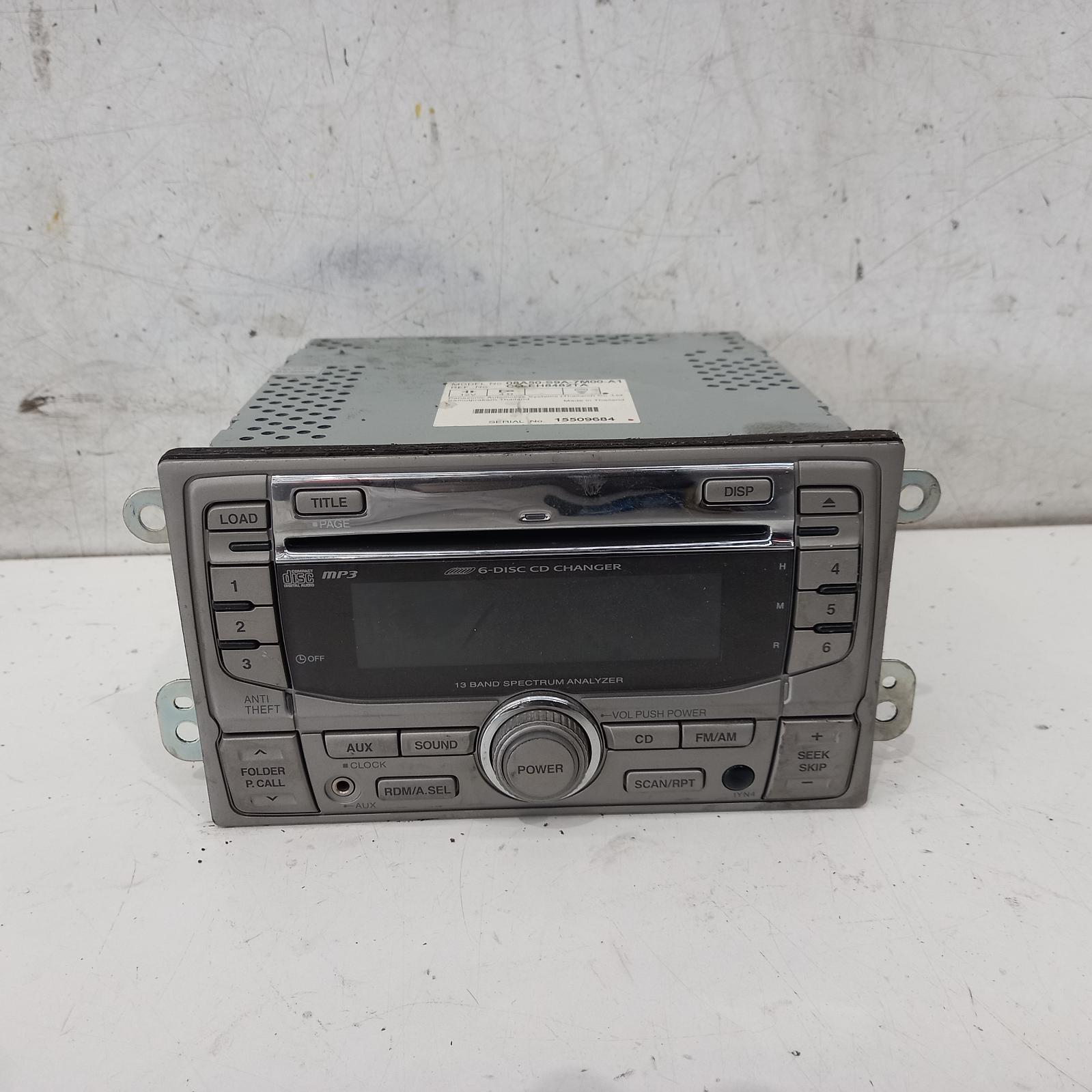 View Auto part Radio/Cd/Dvd/Sat/Tv Honda Crv 2006