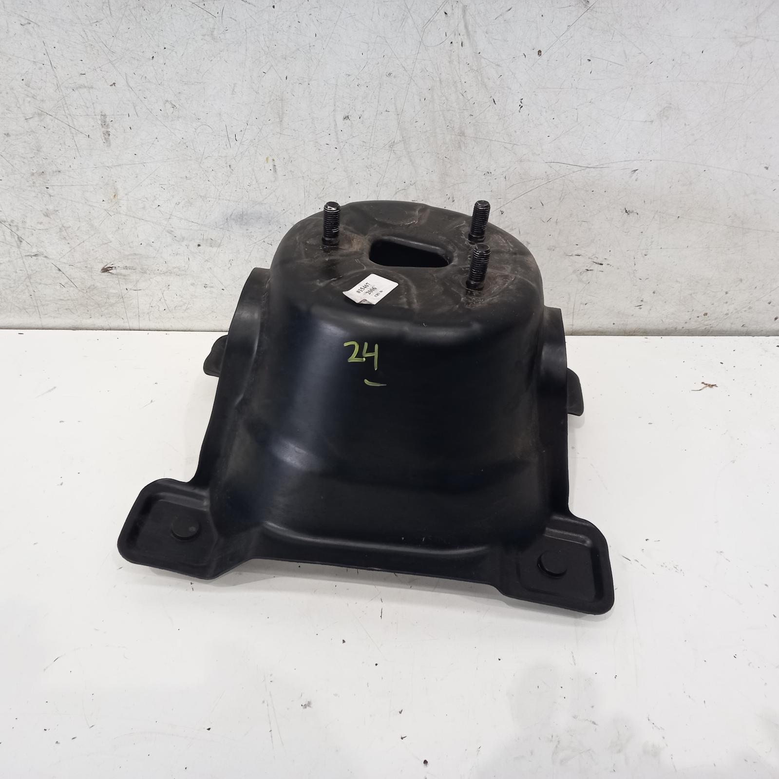 View Auto part Spare Wheel Carrier Honda Crv 2006
