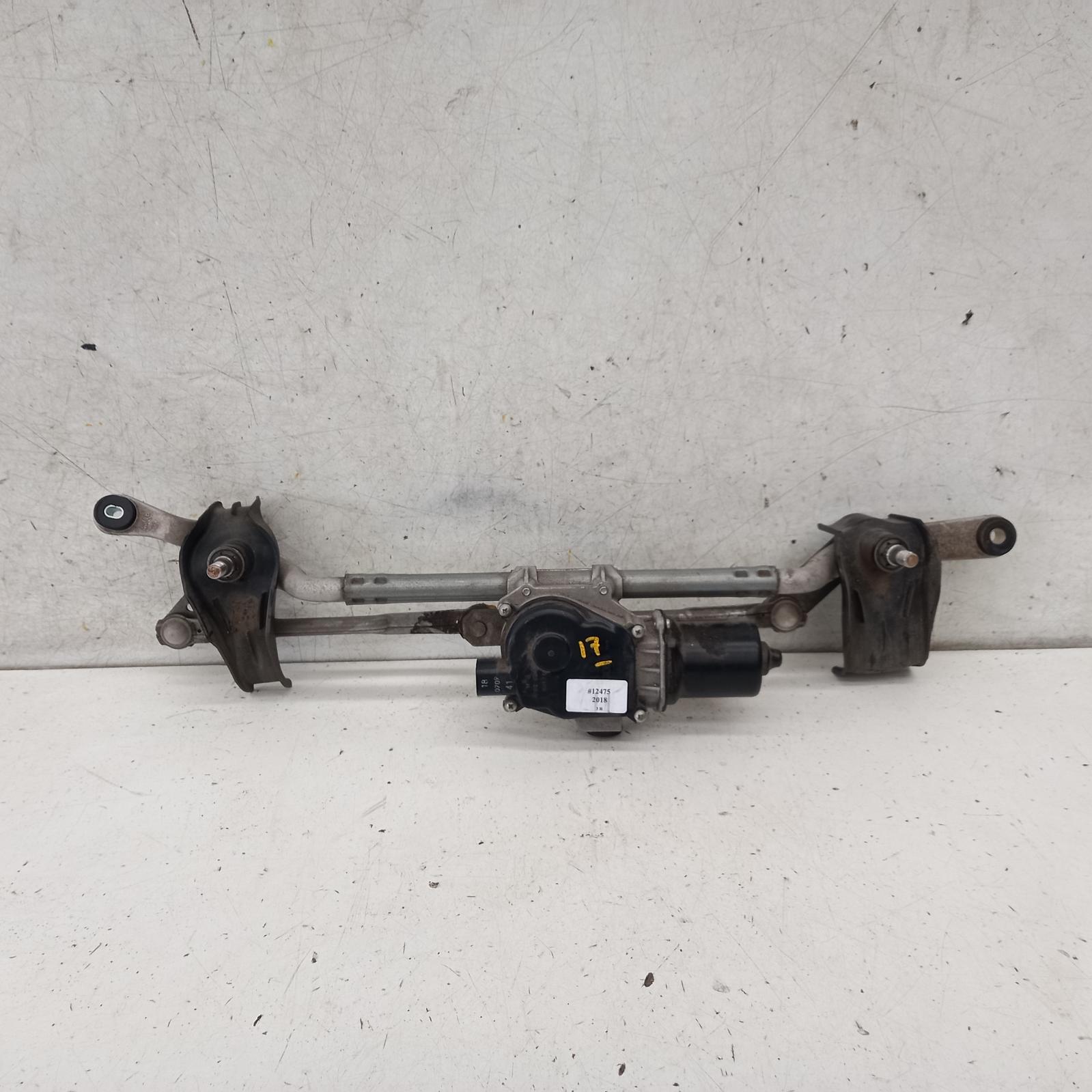 View Auto part Wiper Motor Mazda 3 2018