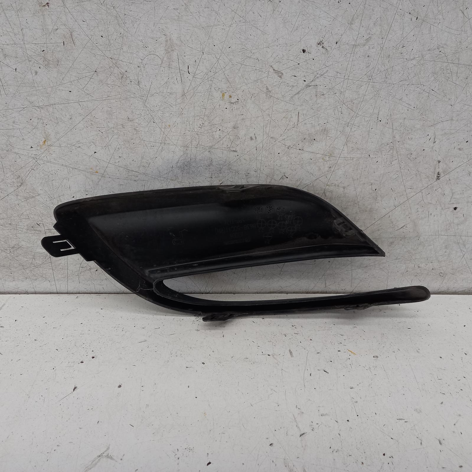 View Auto part Right Indicator/Fog/Side Mazda 3 2018