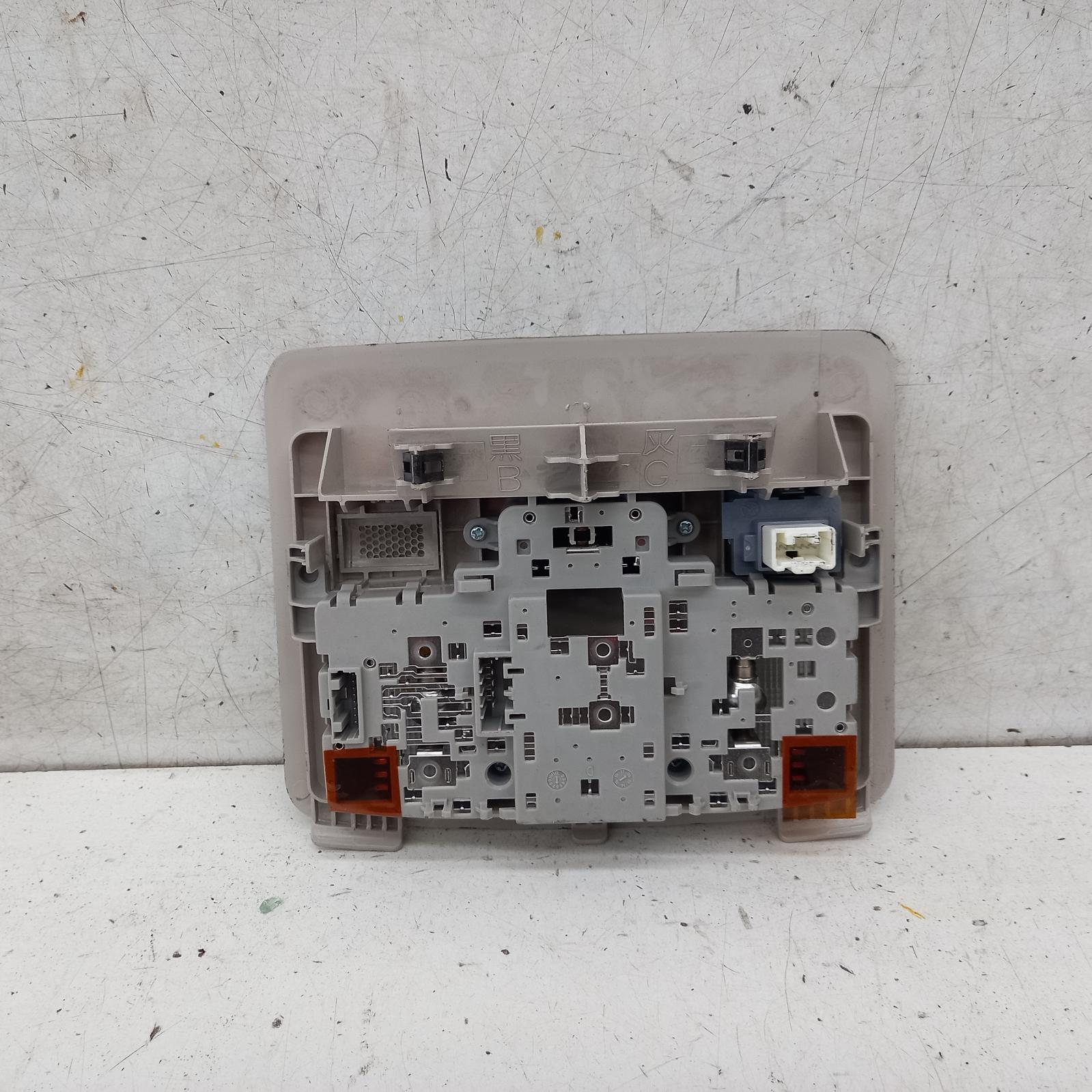 View Auto part Courtesy Light Mazda 3 2018