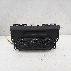 View Auto part Heater/Ac Controls Mazda 3 2018