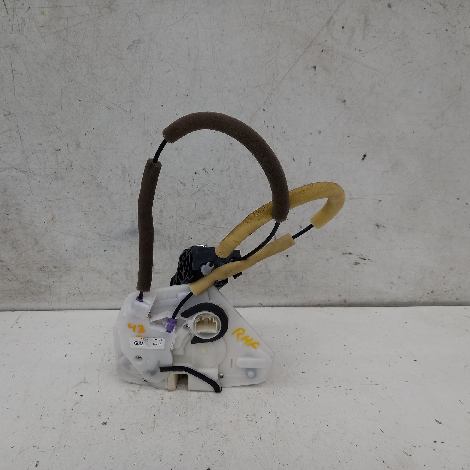 View Auto part Door/Boot/Gate Lock Mazda 3 2018