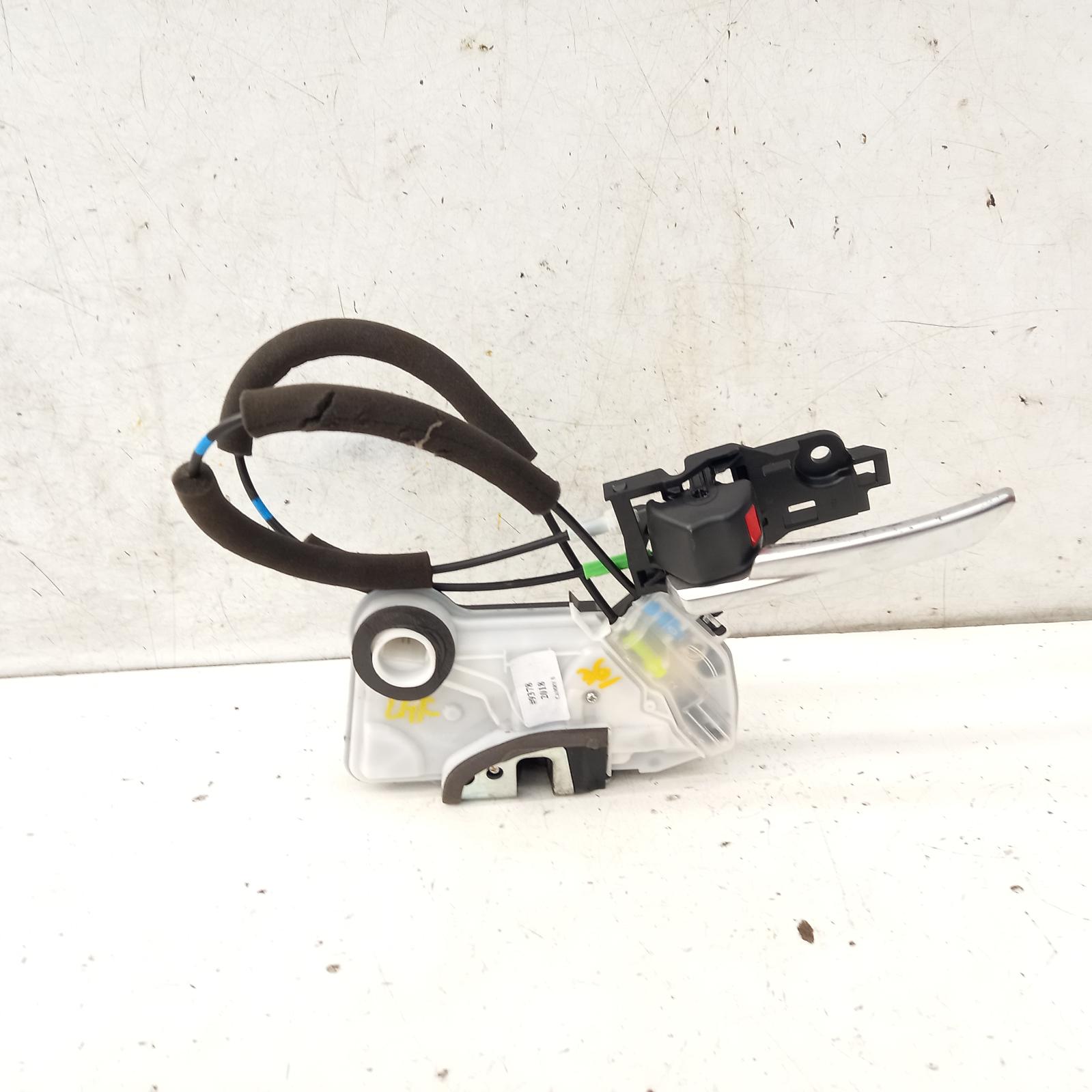 2018 Toyota Camry Door/Boot/Gate Lock View Auto part Door/Boot/Gate Lock Toyota Camry 2018