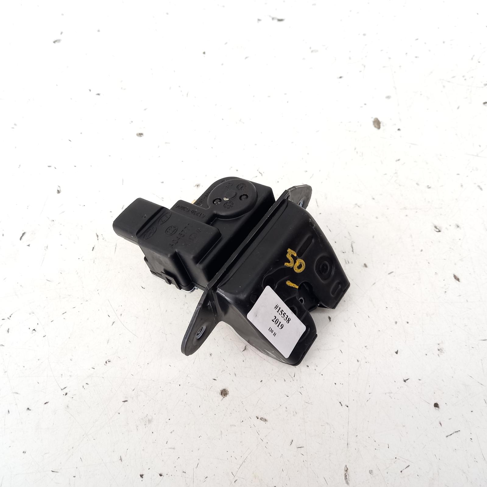 2019 Hyundai I30 Door/Boot/Gate Lock View Auto part Door/Boot/Gate Lock Hyundai I30 2019