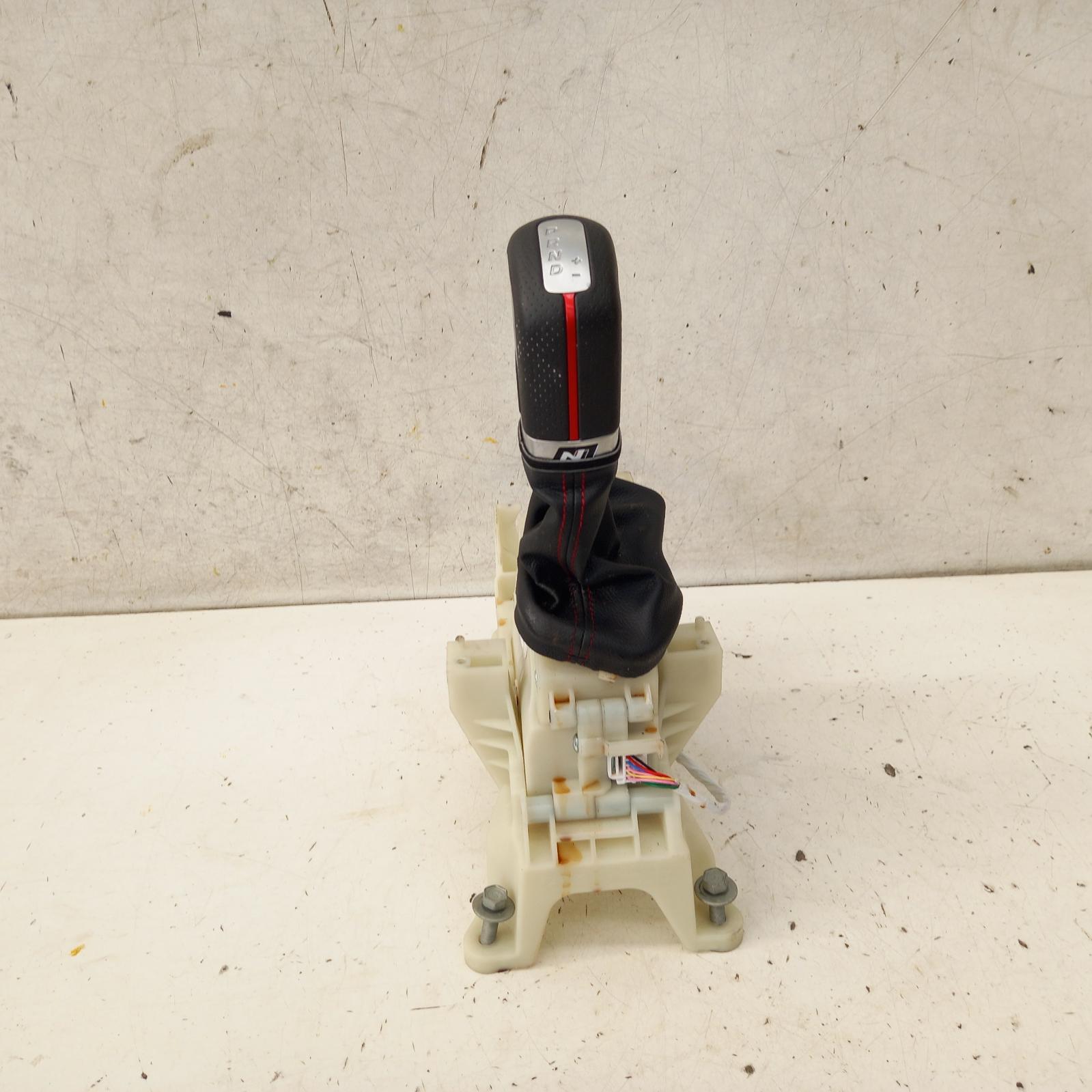 View Auto part Gear Stick/Shifter Hyundai I30 2019