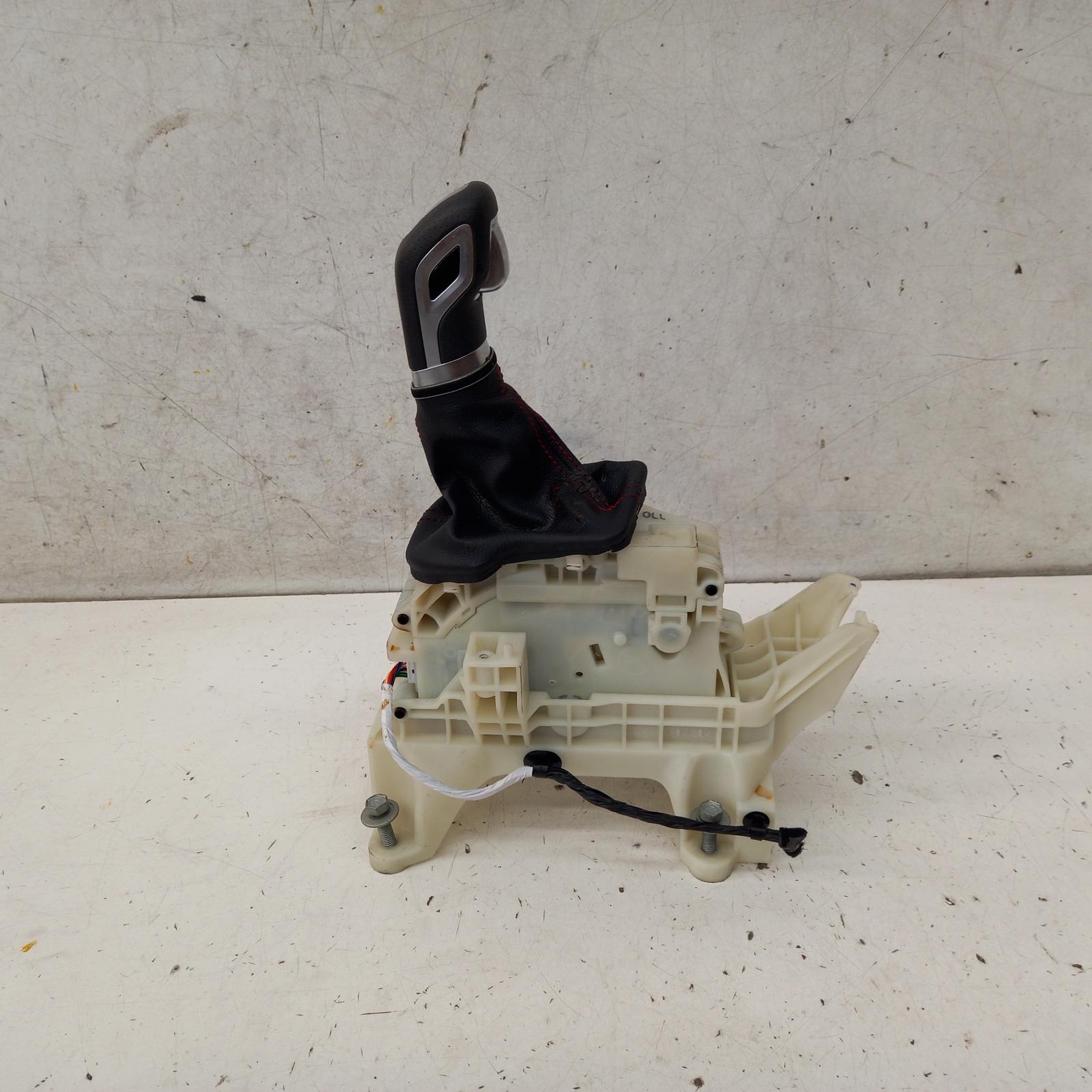 View Auto part Gear Stick/Shifter Hyundai I30 2019