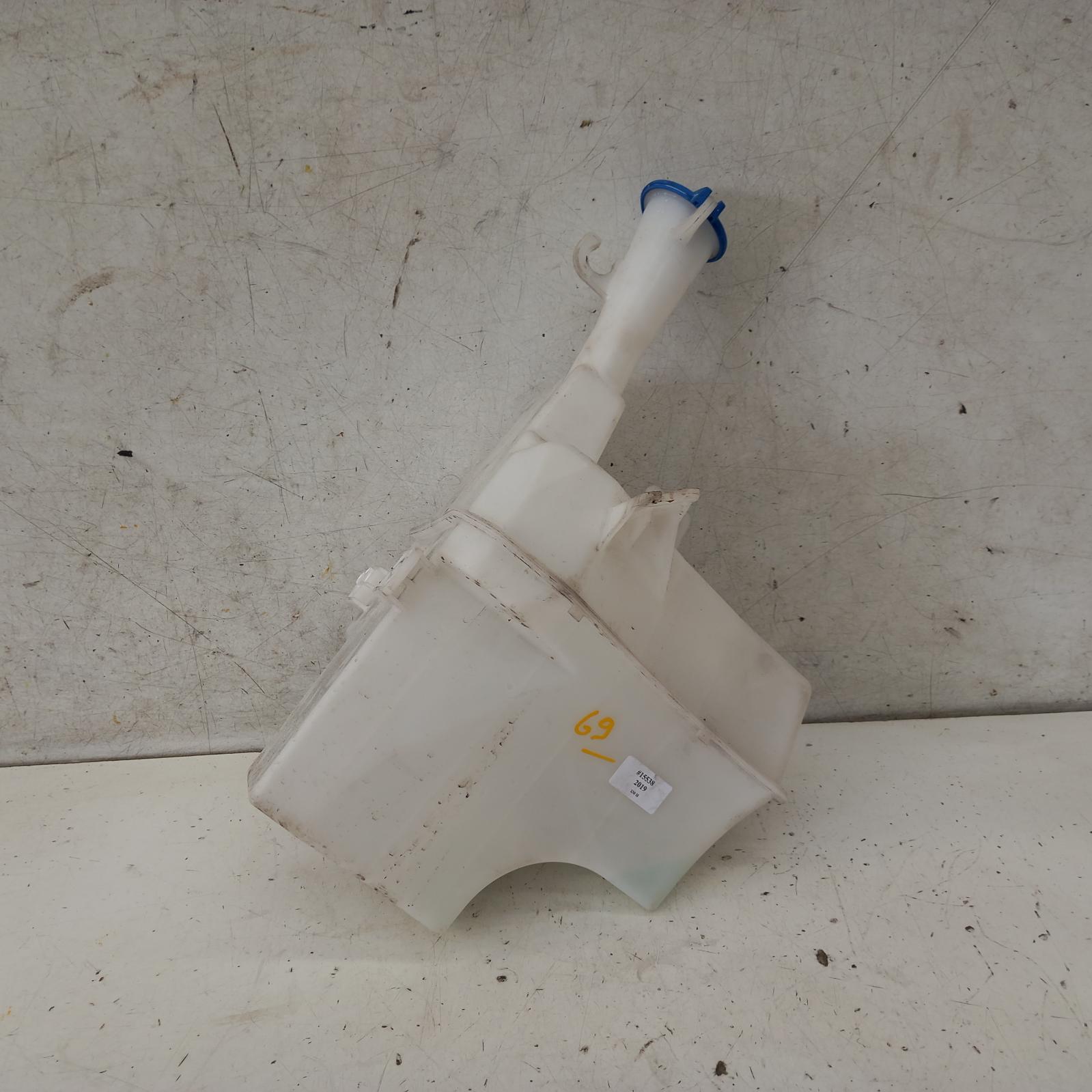 View Auto part Washer Bottle Hyundai I30 2019