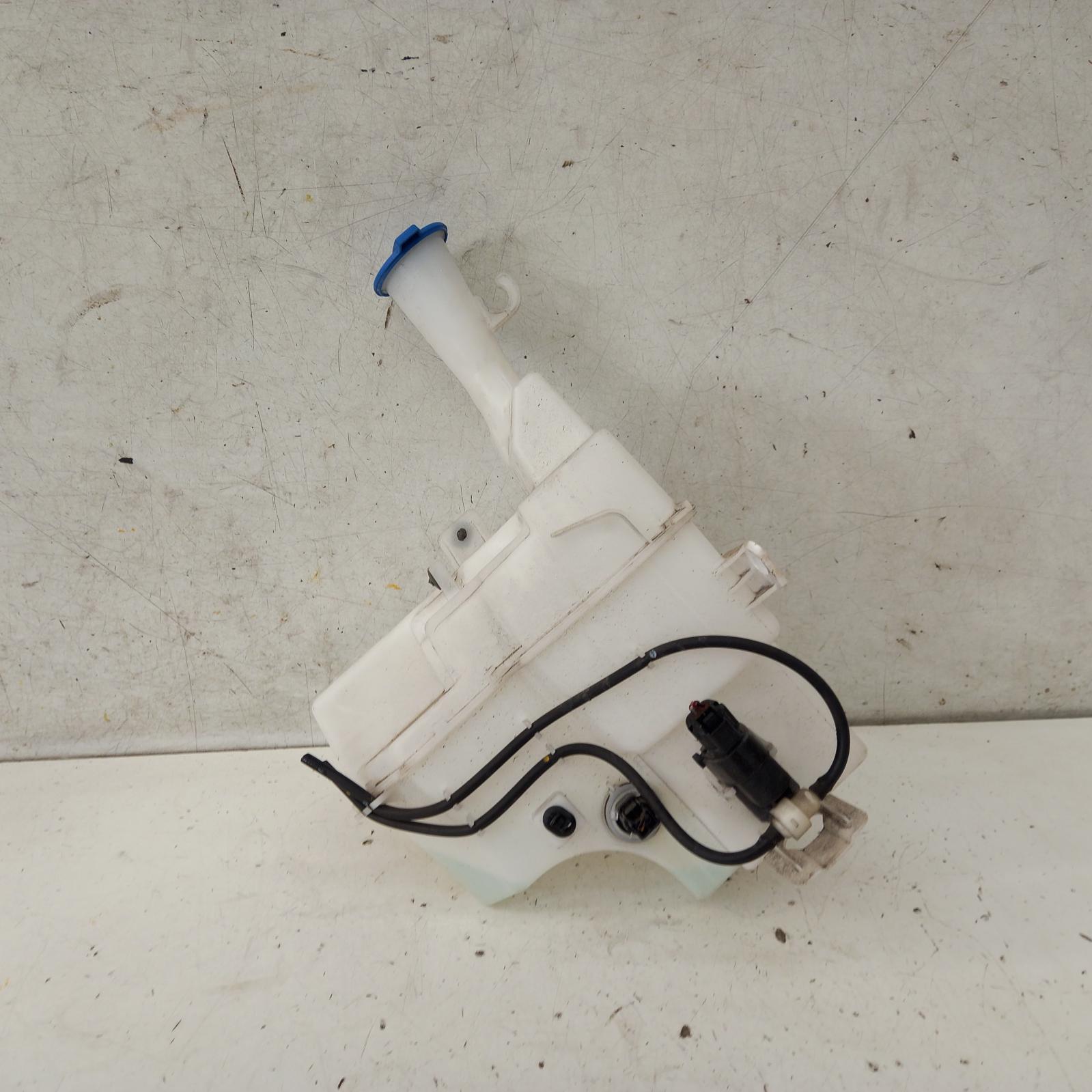 View Auto part Washer Bottle Hyundai I30 2019
