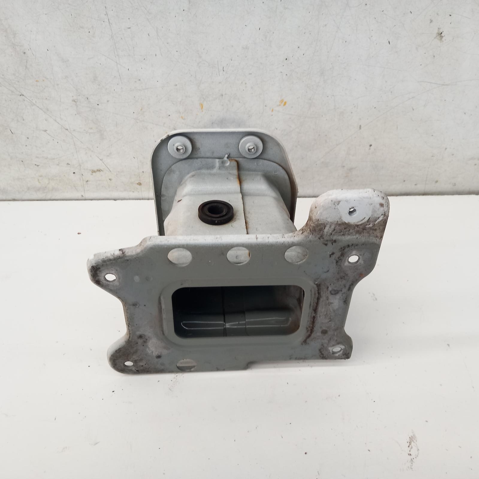 View Auto part F/Bar Reinforc/Brack Holden Captiva 2012