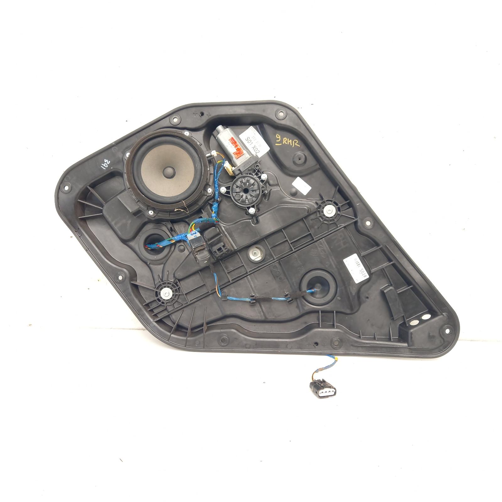 View Auto part Right Rear Wnd Reg/Motor Hyundai Elantra 2012
