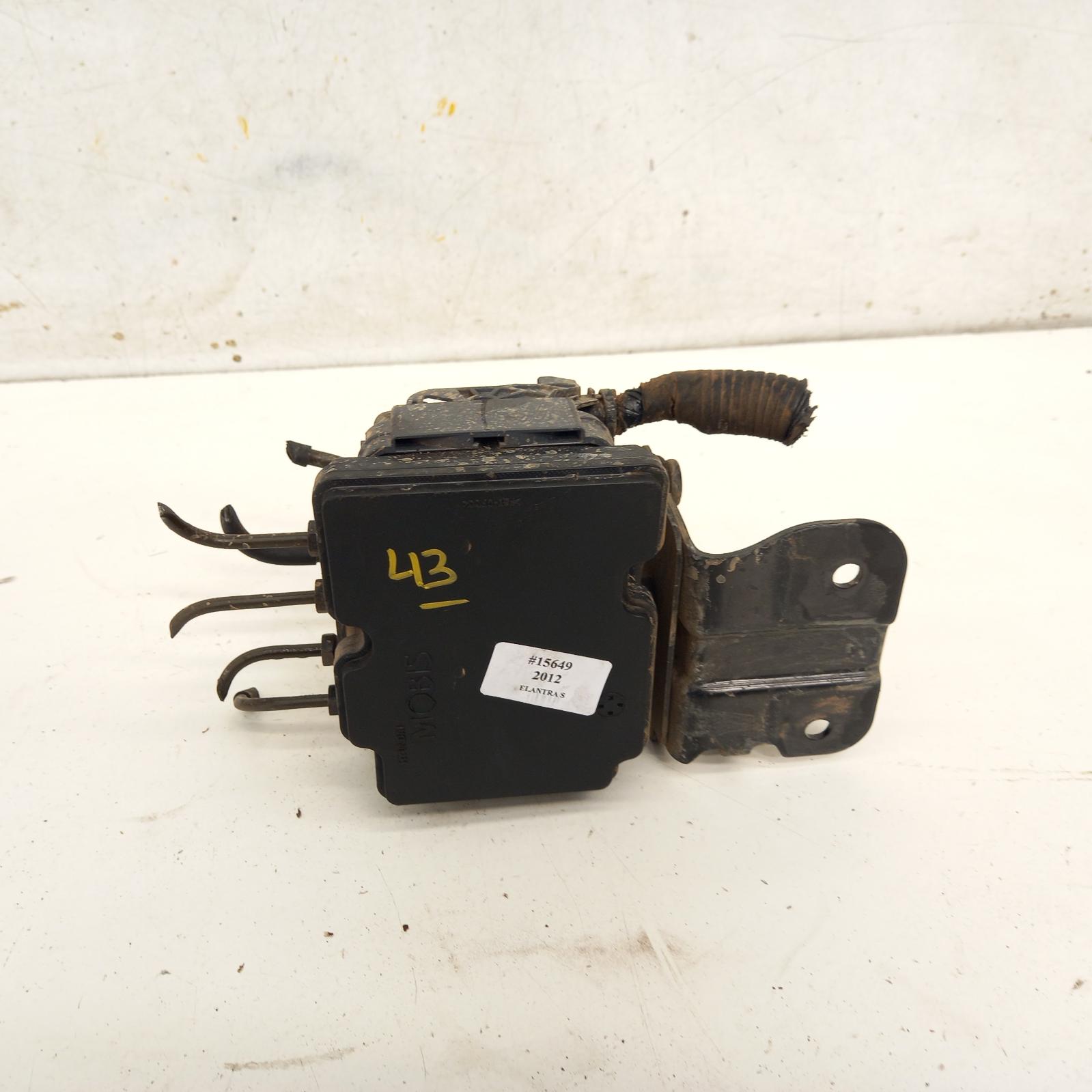 View Auto part Abs Pump/Modulator Hyundai Elantra 2012
