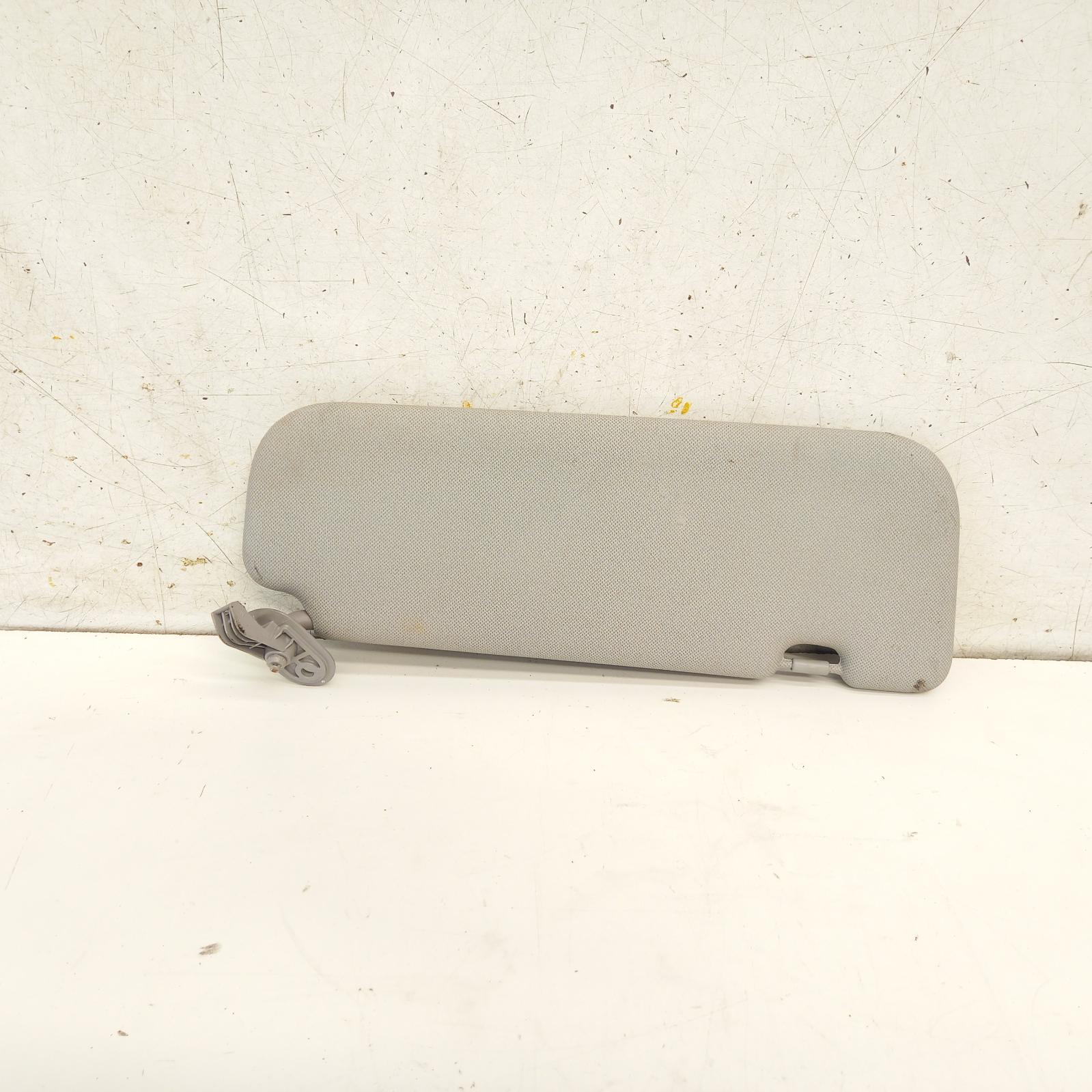 View Auto part Sunvisor Hyundai Elantra 2012