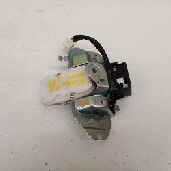 View Auto part Door/Boot/Gate Lock Toyota Kluger 2009