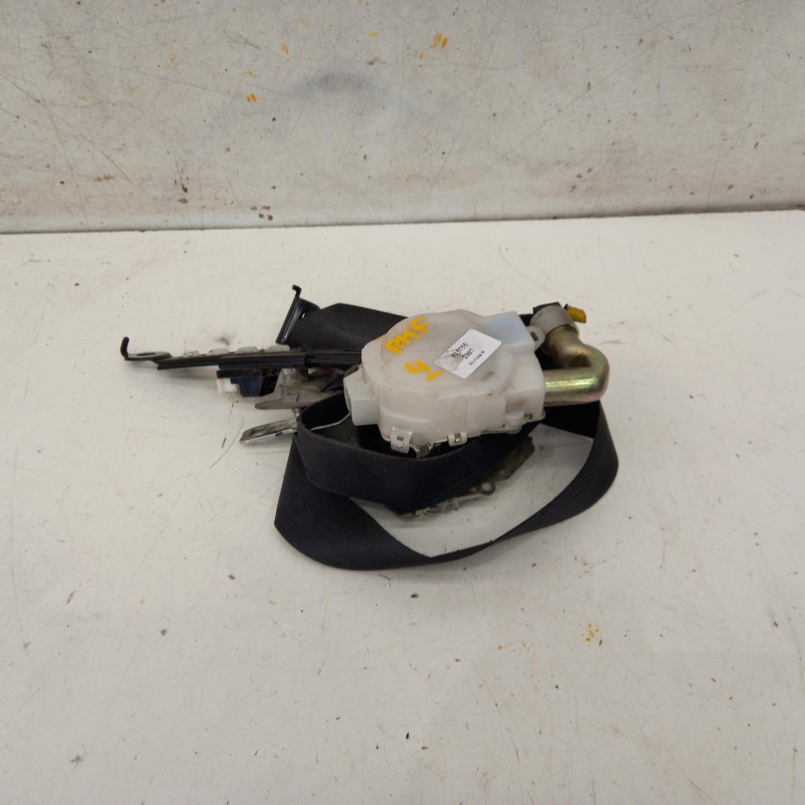View Auto part Seatbelt/Stalk Toyota Kluger 2007