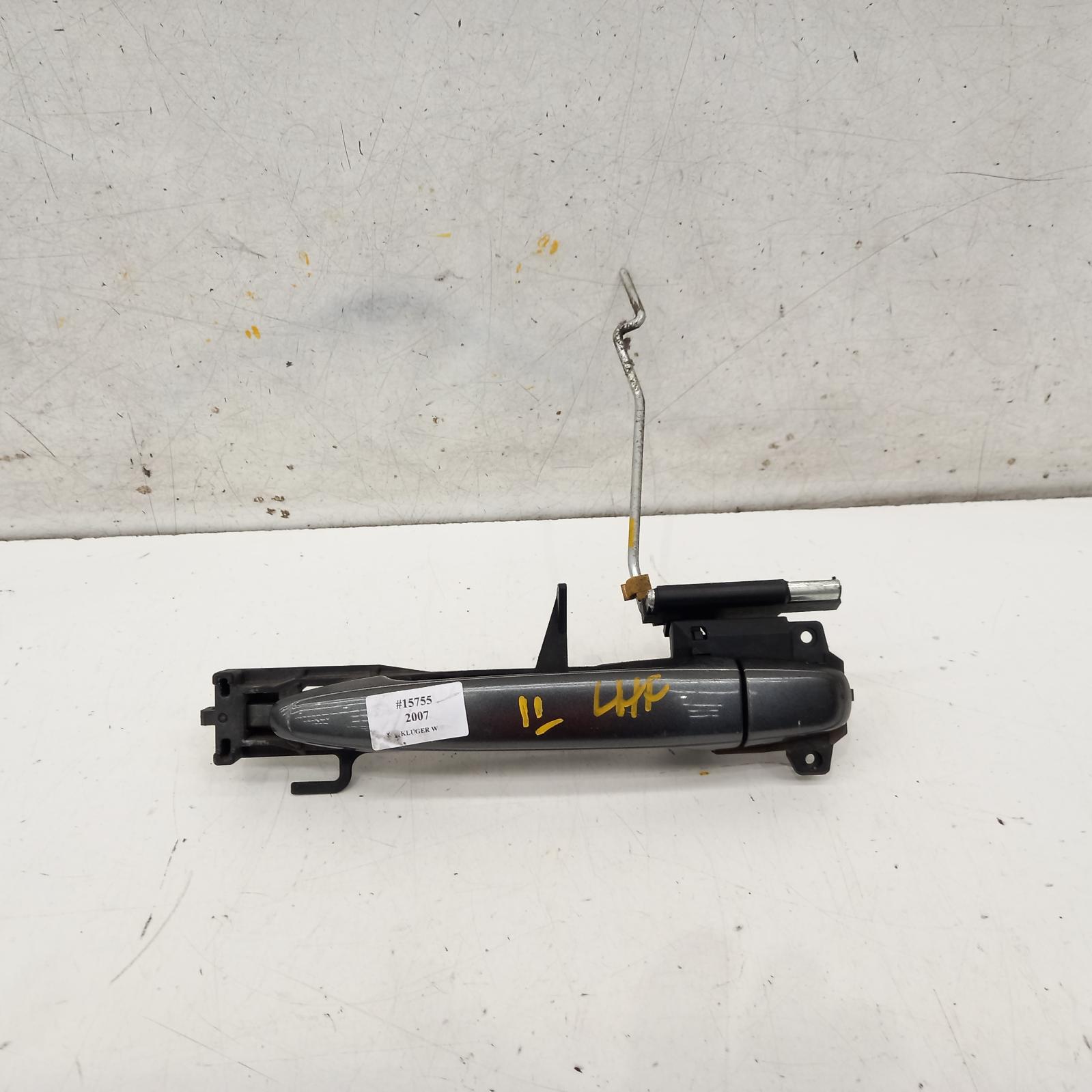 View Auto part Door Handle Toyota Kluger 2007
