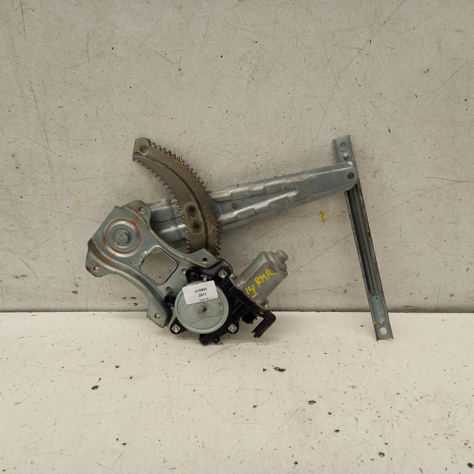 View Auto part Right Rear Wnd Reg/Motor Nissan Tiida 2011