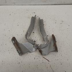 View Auto part Bonnet Hinge/Strut Nissan Tiida 2011
