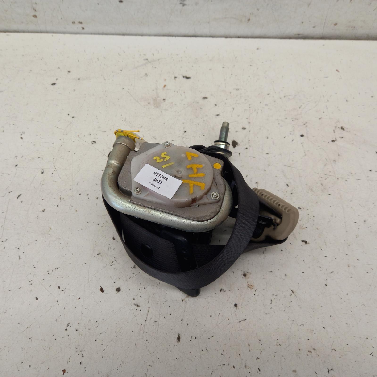 2011 Nissan Tiida Seatbelt/Stalk View Auto part Seatbelt/Stalk Nissan Tiida 2011